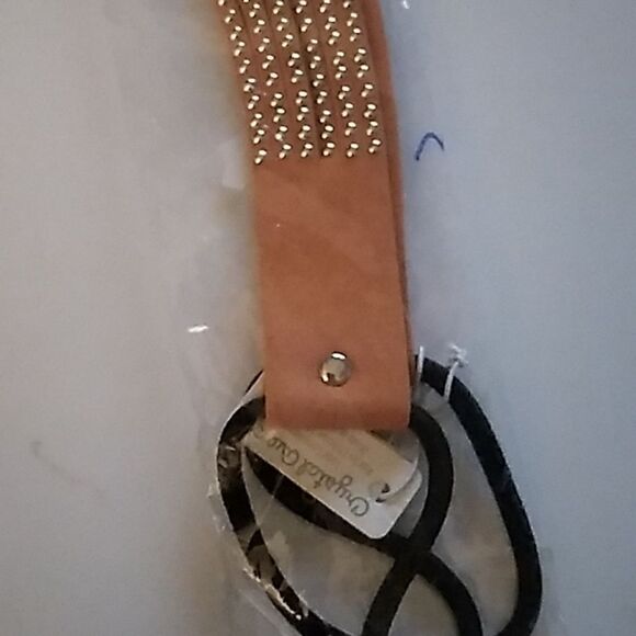 Set of Two Headbands - Picture 5 of 10